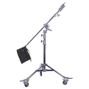 Jirafa de iluminación profesional Phottix Studio Pro Boom Stand W400 con ruedas, brazo cenital y bolsa de contrapeso