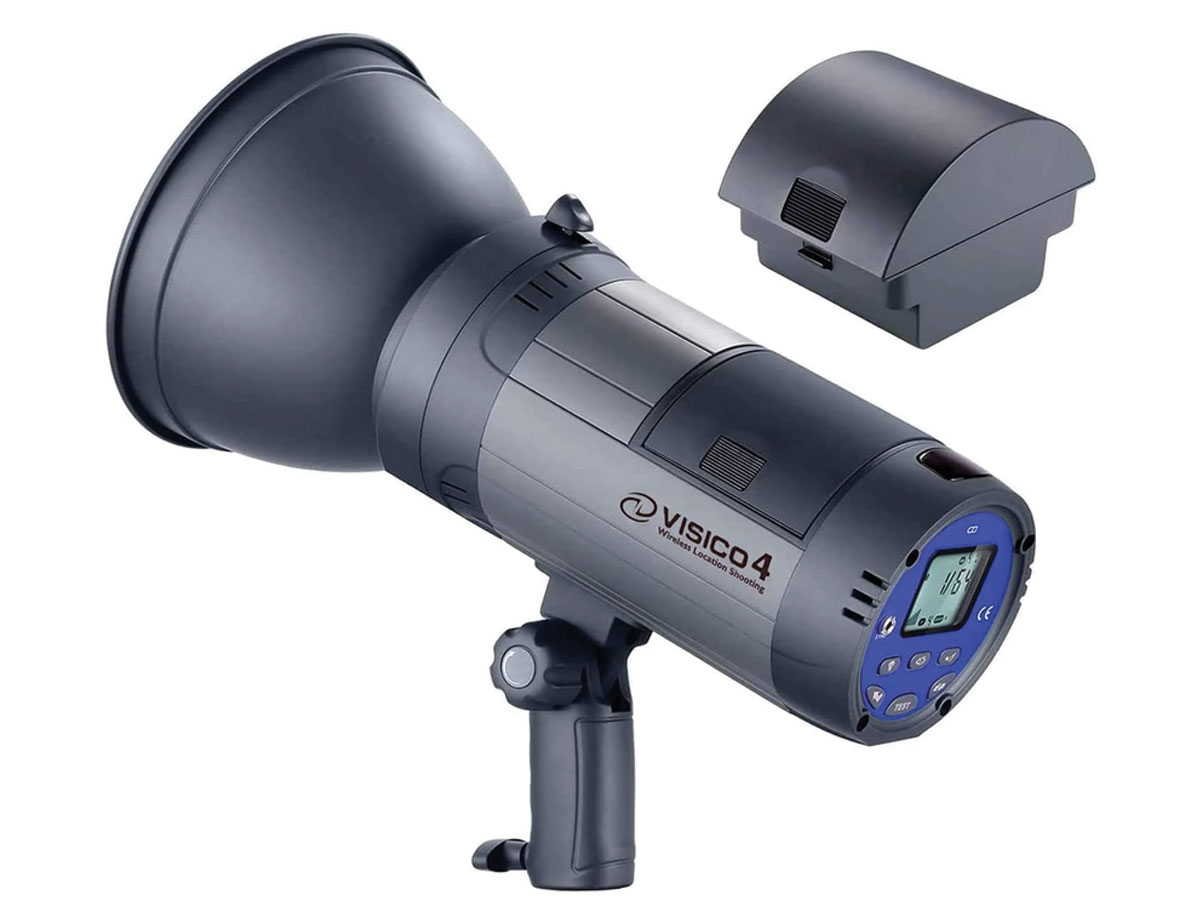 Flash Visico 4 300W mostrando frente y dorso con batería instalada.