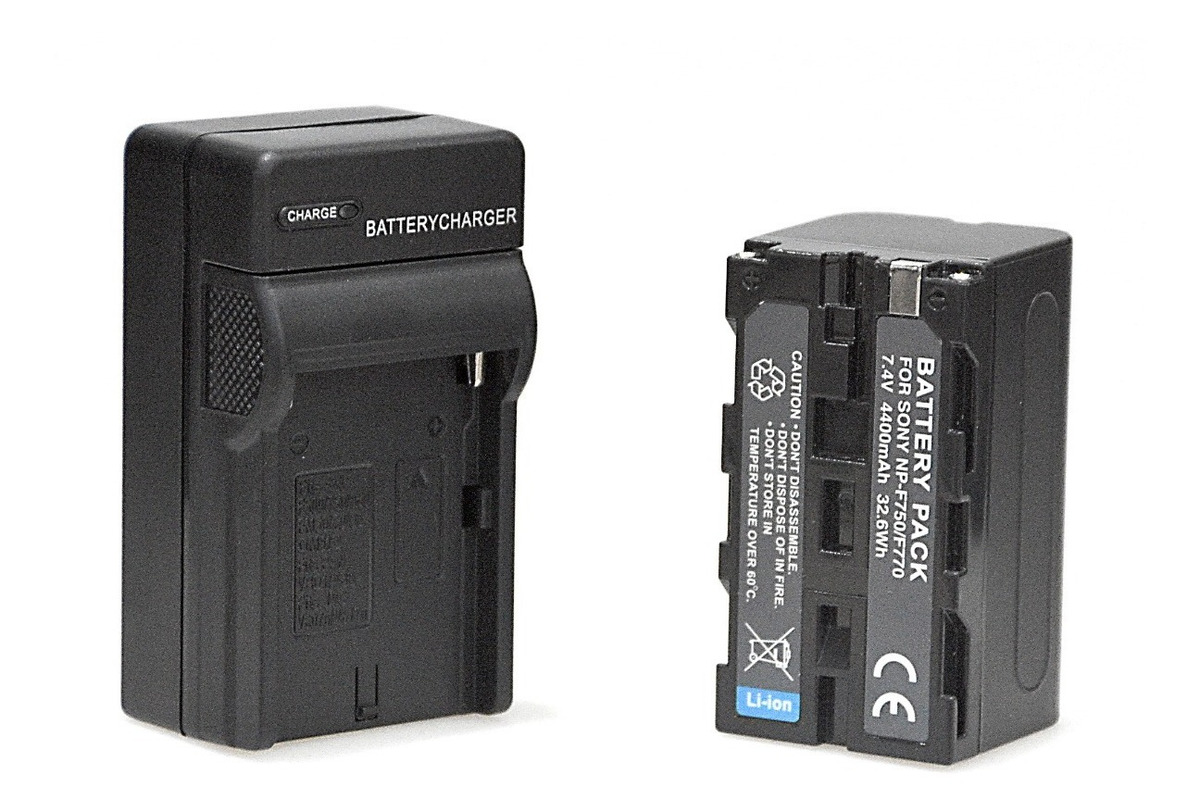 Cargador 220volts + Bateria Np-f770 P/ Iluminador O Aro Led - Imagen 2